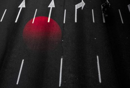 Road Sign Sunset - Black Textile