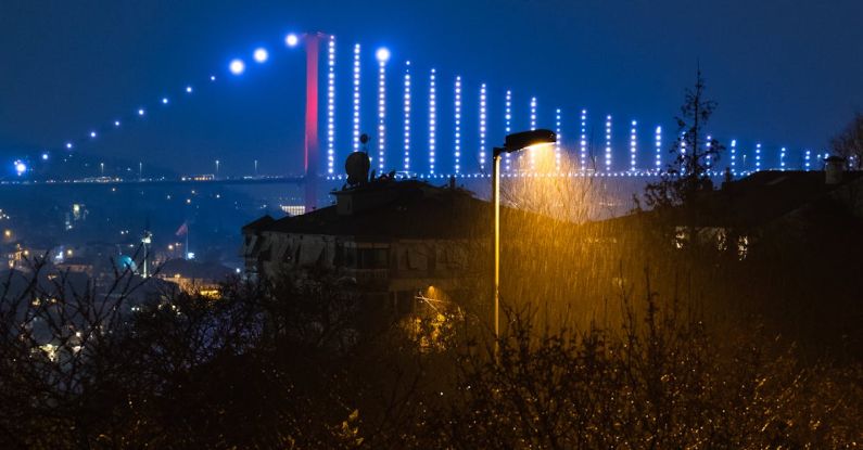Bridge Fog - Night time bridge lights