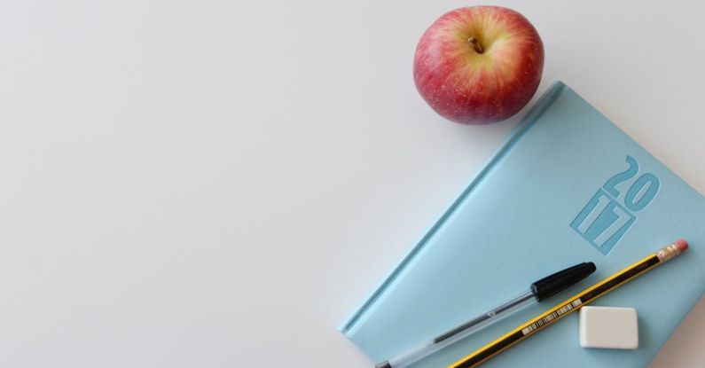 Calendar Apple - Red Apple